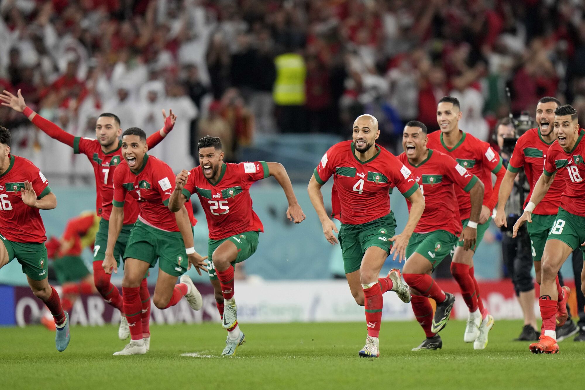  المنتخب المغربي يحقق نتيجة تاريخية بفوز على البرتغال وتأهل لنصف نهائي كأس العالم بقطر 