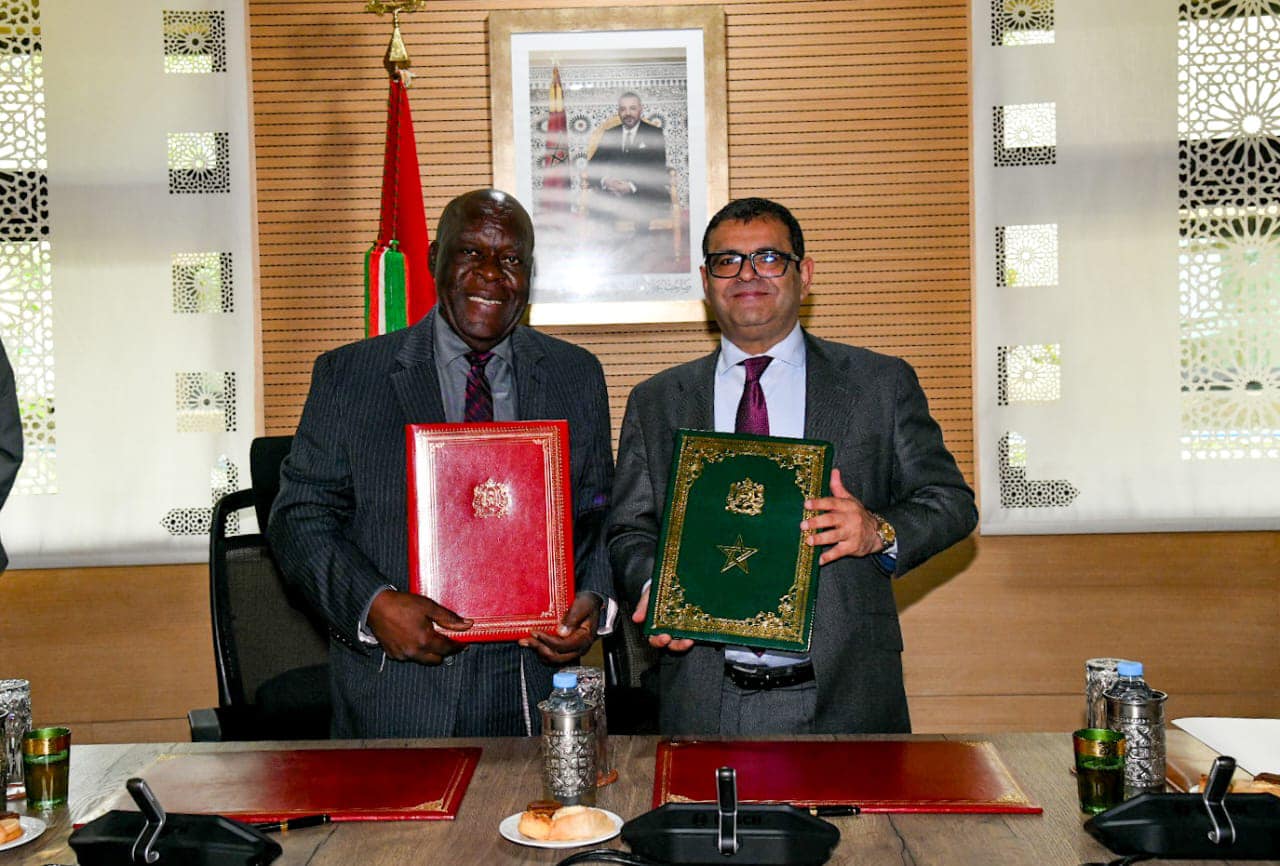  المعهد الإفريقي للتنمية يَنقل مَقره الدائم من جنيف إلى الداخلة المغربية 