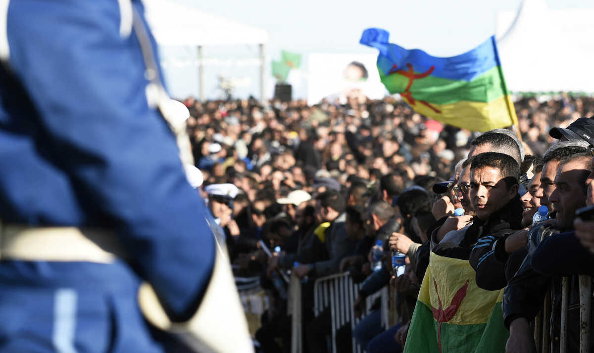  بعد أن استغلت الجزائر افتتاح "الشان" للترويج لانفصال الصحراء.. ماذا لو رفع الجمهور المغربي "الحرية للقبايل" خلال افتتاح مونديال الأندية؟ 