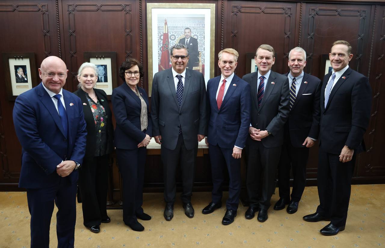  أخنوش يرتكب خطأ ديبلوماسيا.. جعل المملكة طرفا في "اتفاقيات أبراهام" مُخالفا السياسة الخارجية للمغرب بخصوص إسرائيل 