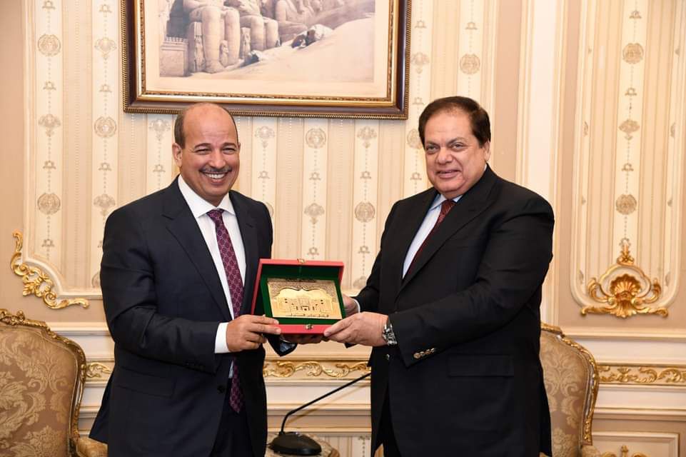 وكيل مجلس النواب المصري يدعو رئيس مجلس المستشارين المغربي لتنسيق المواقف إزاء قضايا القارة الإفريقية