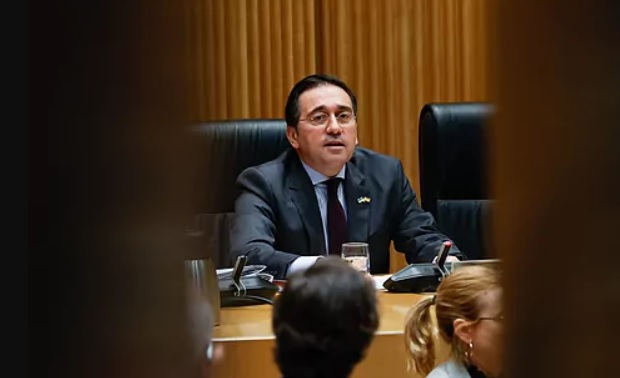  وزير الخارجية الإسباني يجيب على أسباب تأخر انطلاق نشاط الجمارك التجارية في باب سبتة 