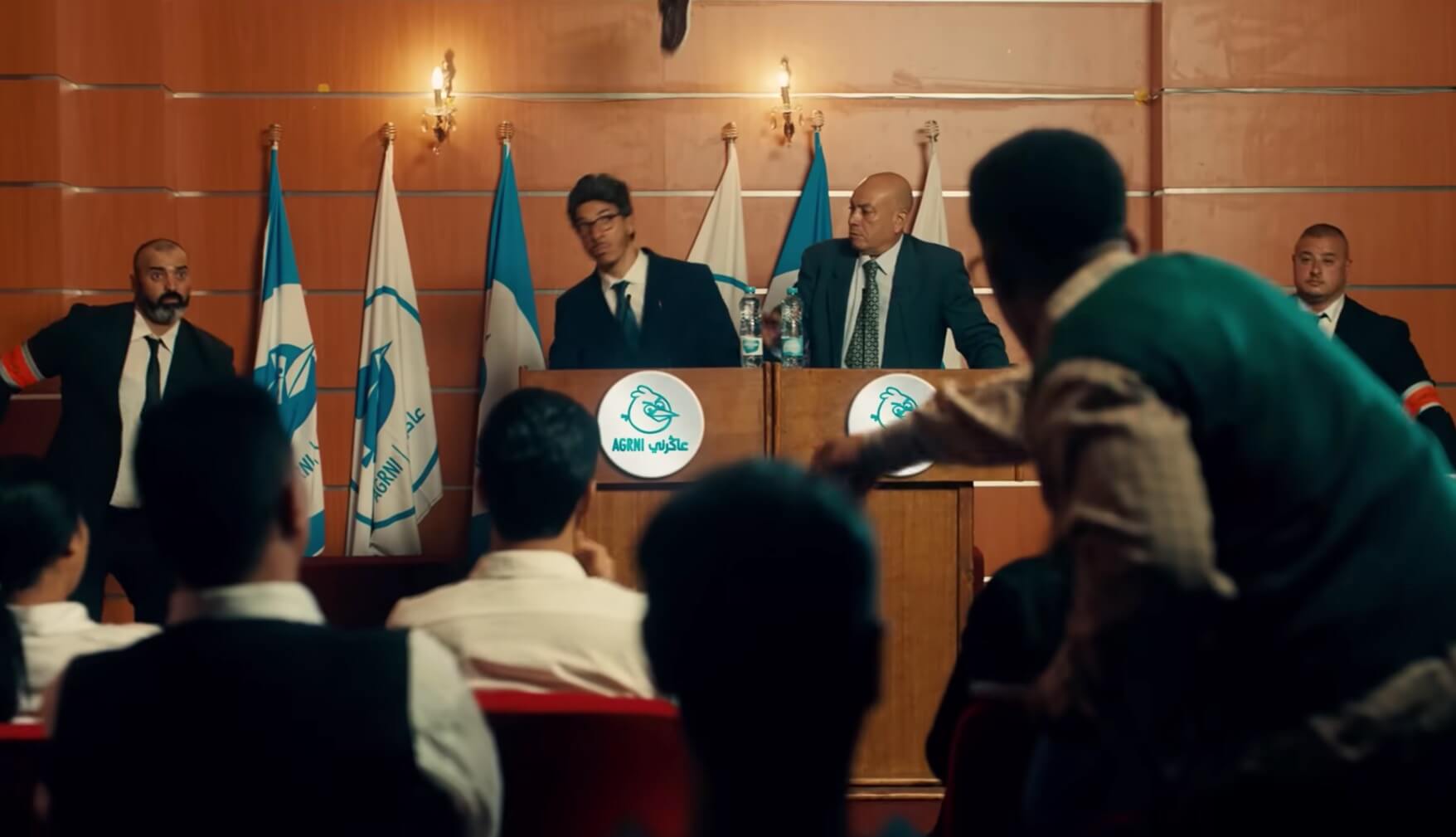 الحكومة المُفترسة