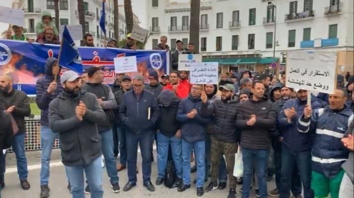  سكان تطوان والمضيق/الفنيدق ينزلون إلى الشارع احتجاجا على غلاء الأسعار والحلول "الترقيعية" بعد إنهاء التهريب المعيشي 