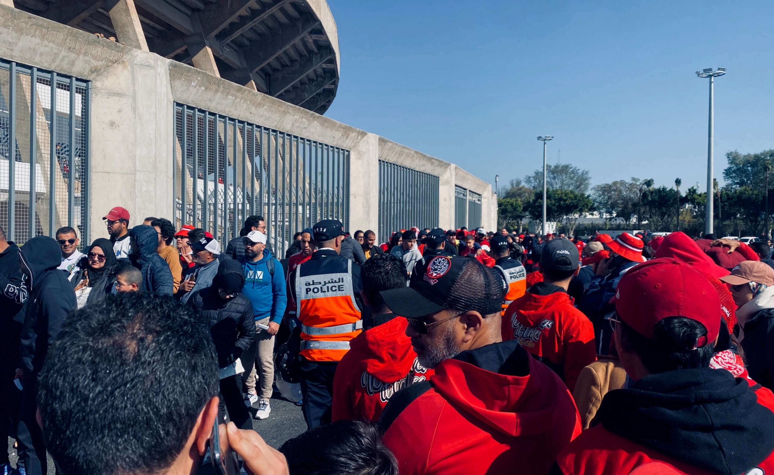  تنظيم المباريات الدولية بِمُركب "مولاي عبد الله" بالعاصمة الرباط.. من سُوءٍ في التنظيم إلى إسَاءَةٍ لصورة بَلد بكامله! 