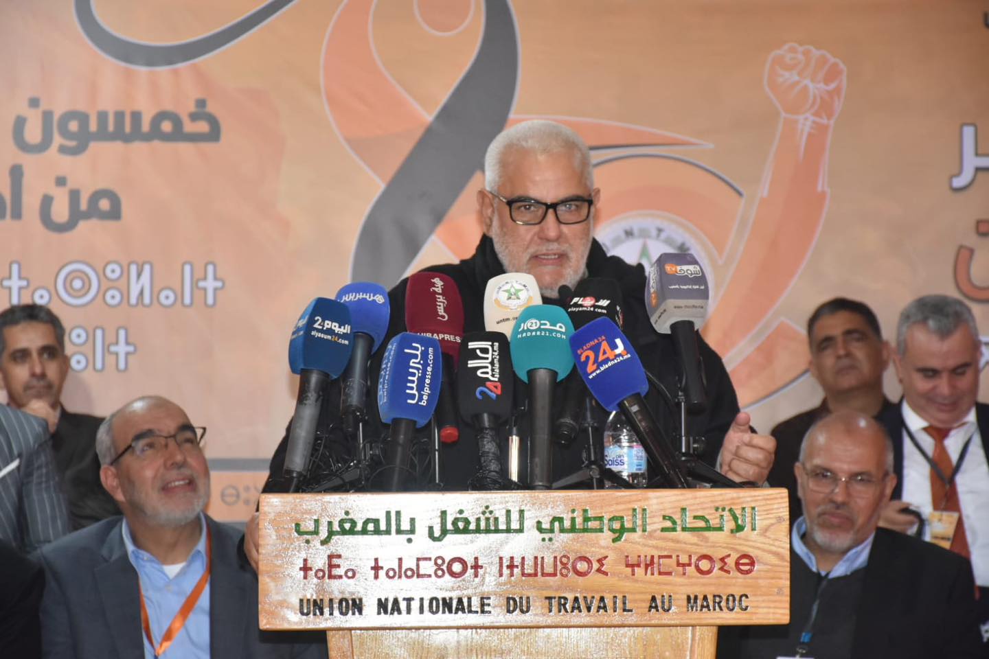  في أول تفاعل له مع تحذير الديوان الملكي لحزبه.. بنكيران: علاقتنا بالملك يحمها النصح والسمع والطاعة 