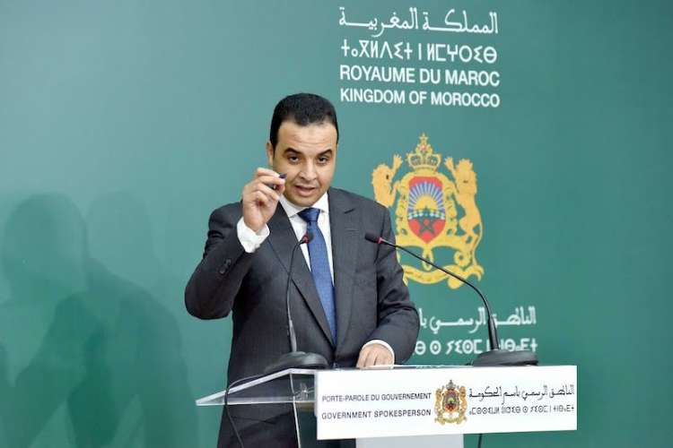  حكومة أخنوش تُخفض أسعار الطماطم وترفع أسعار باقي المواد.. بايتاس: الأولوية للسوق الوطنية وليس التصدير ! 