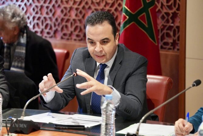  بايتاس مستمر في زلاته.. اقتطع أجزاء من مقال طالبة باحثة ونسبها لنفسه خلال ندوة برلمانية حول السياسات العمومية 