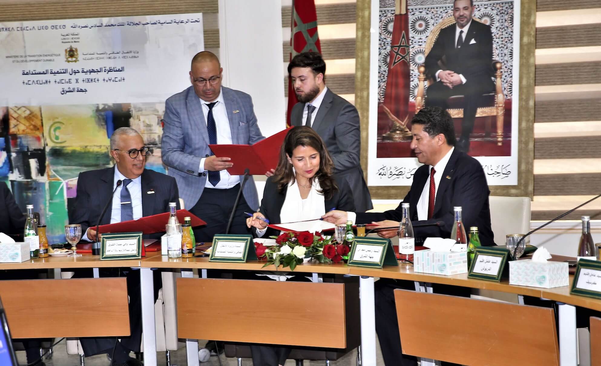  بعوي وبنعلي يوقعان على اتفاقية شراكة بقيمة 400 مليون درهم لتعزيز النجاعة الطاقية بجهة الشرق 