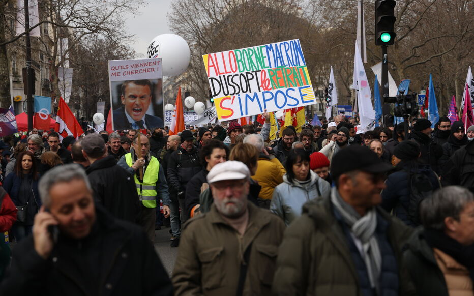  يوم جديد من الإضرابات والمظاهرات في فرنسا ضد إصلاح نظام التقاعد 