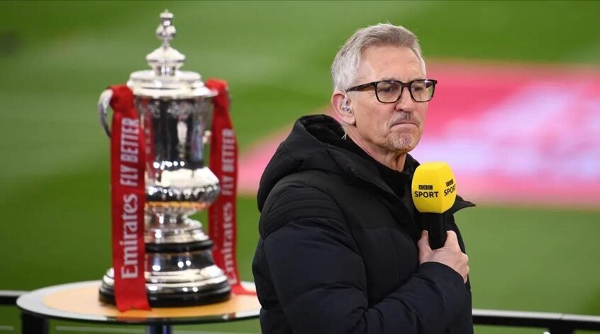  هيئة الإذاعة البريطانية bbc تعلق عمل مذيع رياضي شهير بسبب دفاعه عن اللاجئين 