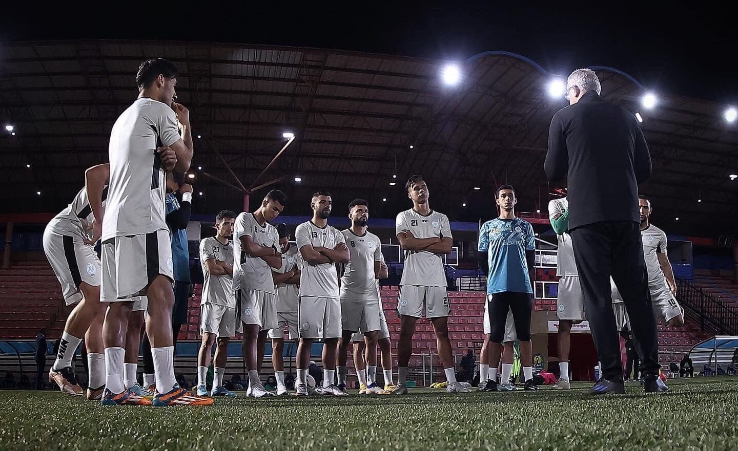  برلمان الرجاء ينوب على إدارة البدراوي من أجل دعم اللاعبين ماديا قبل مواجهة الأهلي المصري‎‎ 