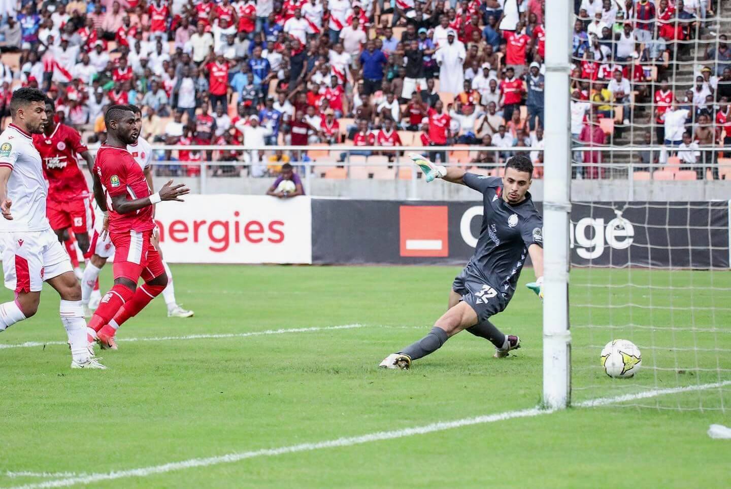  الوداد يَعود بهزيمة "صغيرة" لكنها مُعقدة أمام سيمبا التنزاني في ذهاب ربع نهائي دوري أبطال إفريقيا 