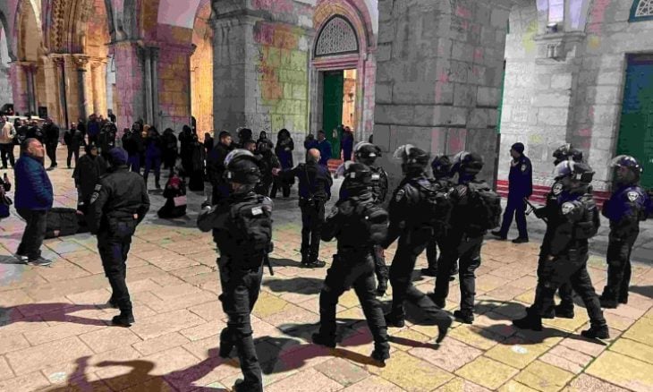  الرباط "تدين بشدة" اقتحام الجيش الإسرائيلي للأقصى.. الخارجية المغربية: هذه الأحداث تقضي على كل فرص السلام 