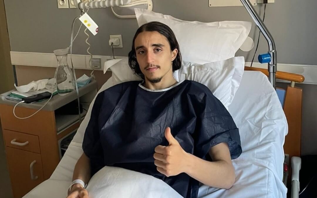 الدولي المغربي ياسين كيشتا يخضع للجراحة.. واللاعب يغيب عن الميادين إلى آخر الموسم