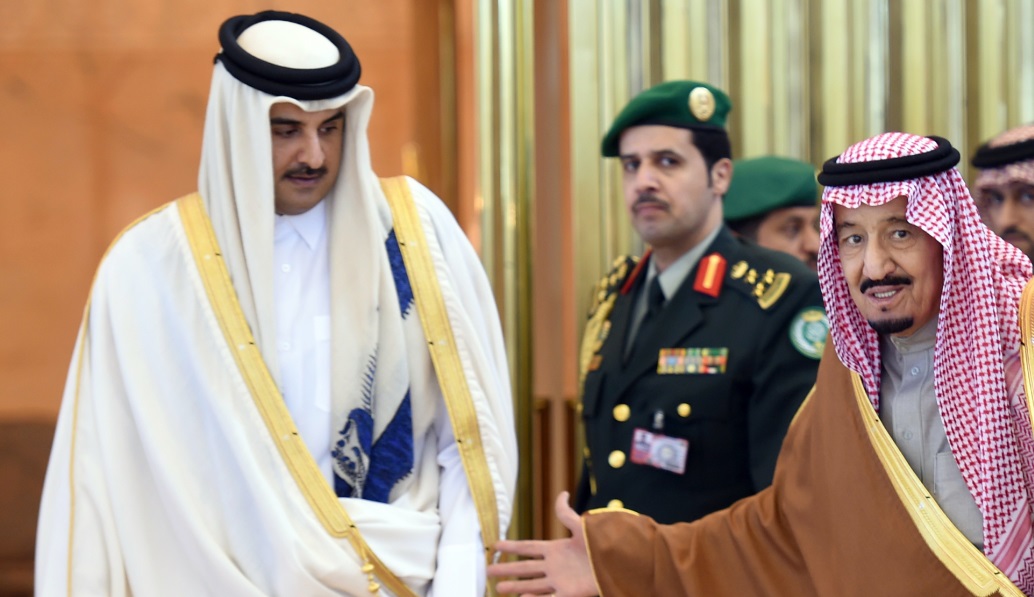  رويترز: قطر تفقد نفوذها الدبلوماسي بينما تستعرض السعودية عضلاتها السياسية 