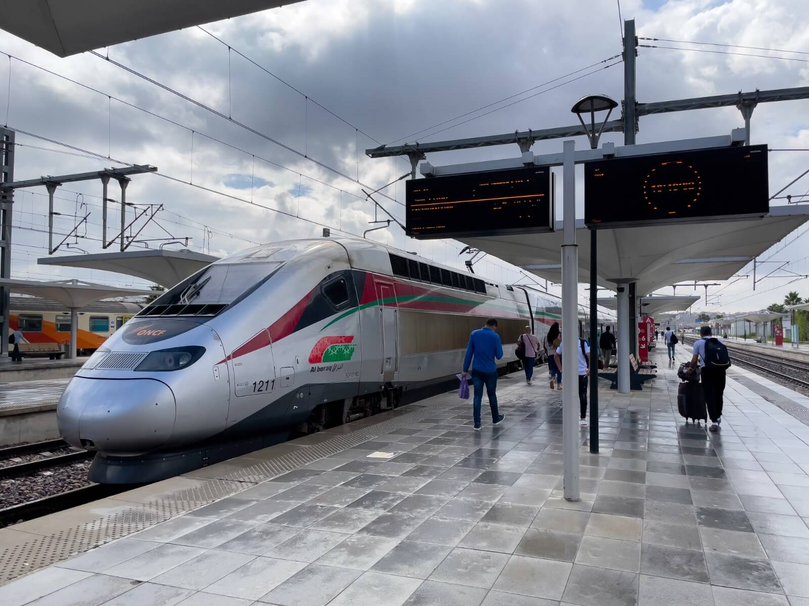 الـ ONCF يؤكد فوز شركة صينية بصفقة الدراسة التقنية لمشروع القطار الفائق السرعة بين مراكش وأكادير