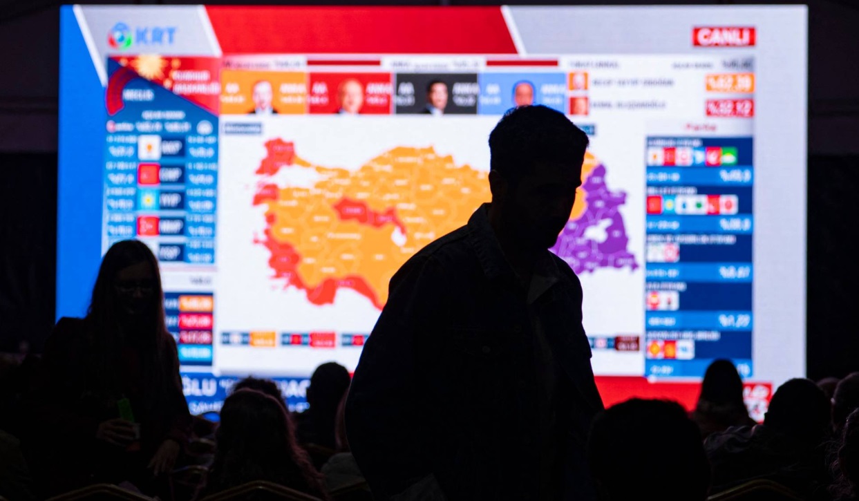 تركيا تضرب موعداً جديداً لأردوغان وأوغلو