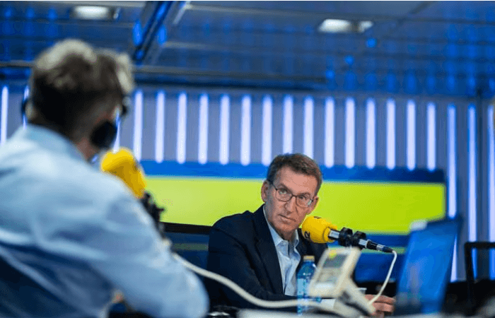  أبقى الغموض في موقفه من قضية الصحراء المغربية.. "البوليساريو" غير مطمئنة لزعيم الحزب الشعبي الإسباني ألبيرتو نونييز فييخو 