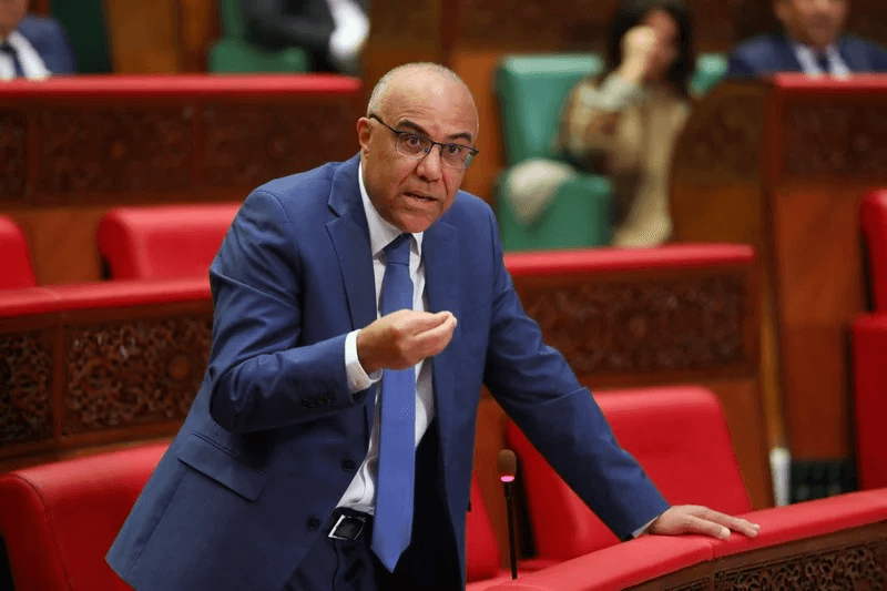 خاص - وزير التعليم العالي يُسابق الزمن لمنح ترخيصين لوهبي وبنعزوز لإحداث جامعتين خاصتين "لا تستوفيان الشروط" قبل أيّ تعديل حكومي قد يطيح به من الوزارة