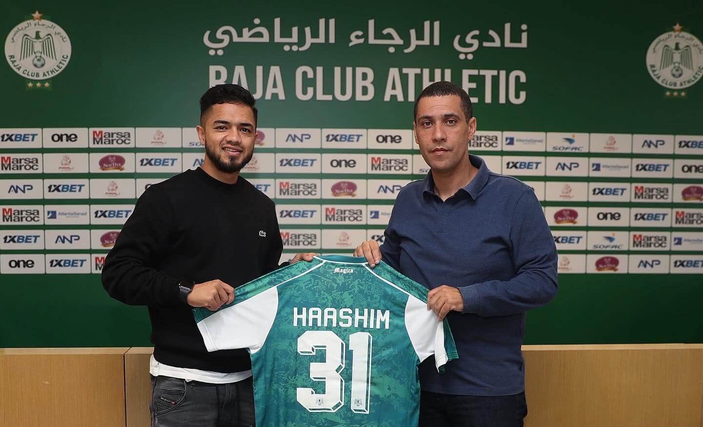 فريق الرجاء الرياضي يتعاقد مع هاشم دومينغو قادما من ماميلودي صن داونز الجنوب افريقي