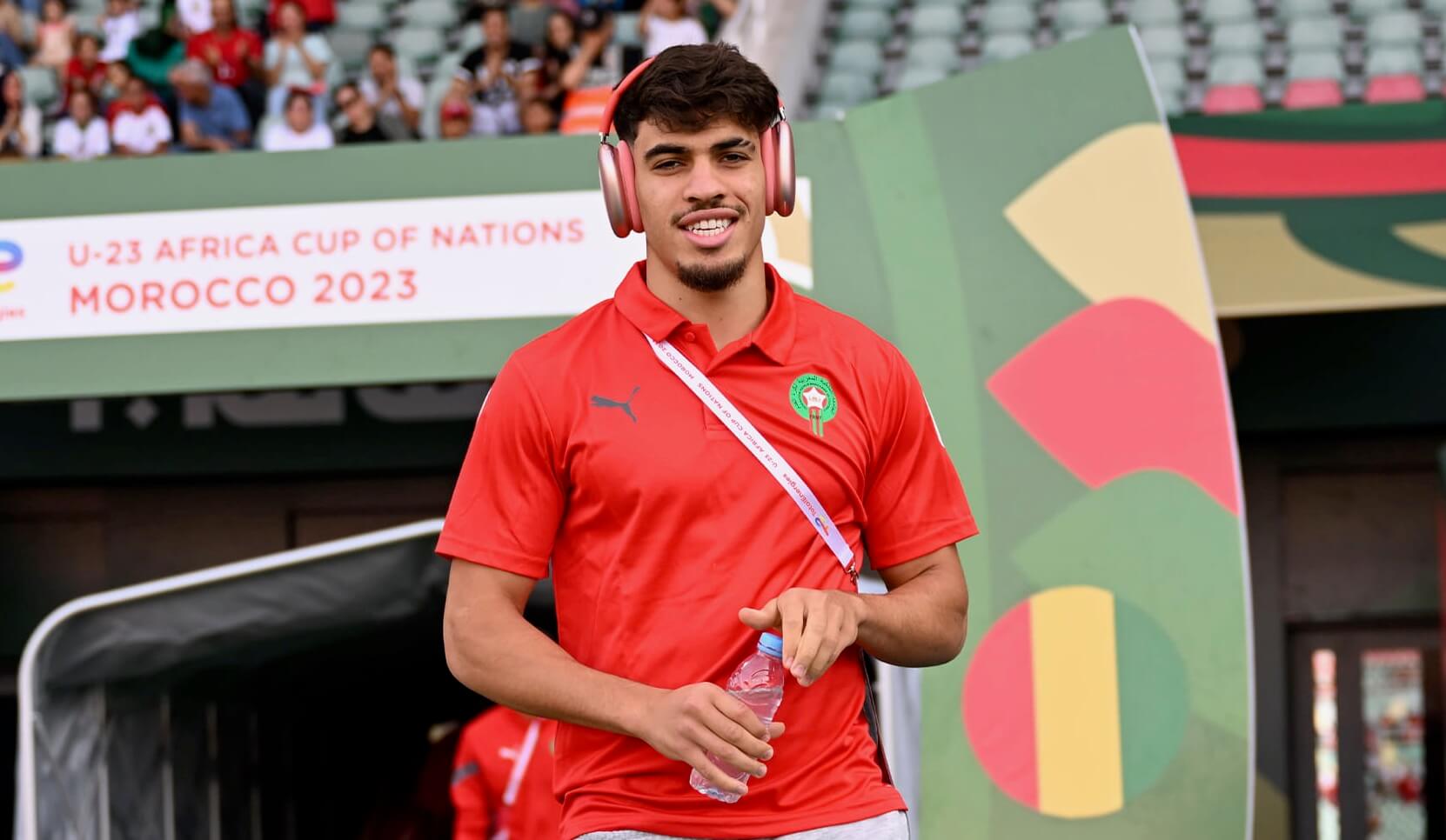 ردا على ضغوطات برشلونة.. الزلزولي للصحيفة: "تركت برشلونة والجامعة يبحثان عن صيغة تفاهم"