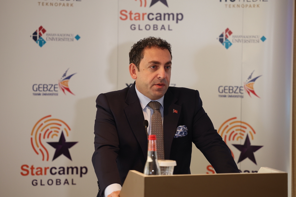 بعد أن سحبت سلفه إثر غضب جزائري من إعلانه مغربية الصحراء.. سفير جديد لتركيا بالرباط قادم من رئاسة الجمهورية