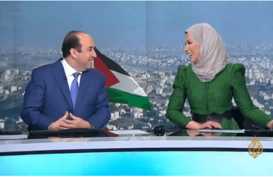 بسبب تدوينة يدافع فيها عن المرأة المغربية.. قناة "الجزيرة" تنهي عقدها مع الإعلامي المغربي عبد الصمد ناصر والنقابة الوطنية توجه أصابع الاتهام لأياد "جزائرية"