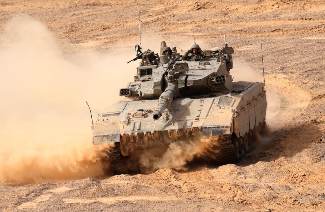 المغرب يحصل على دبابات "ميركافا" من إسرائيل تعويضا له على دبابات T-72B التي وجهتها التشيك لدعم الجيش الأوكراني ضد روسيا