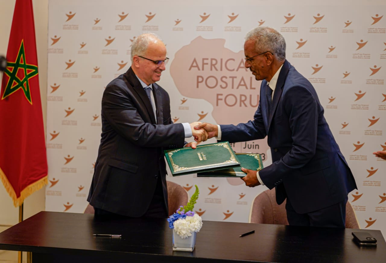  بريد المغرب والشركة الموريتانية "موريبوصت" يوقعان اتفاقيتي شراكة لإنشاء خط بري للبعائث البريدية وتطوير الخدمات اللوجيستيكية 