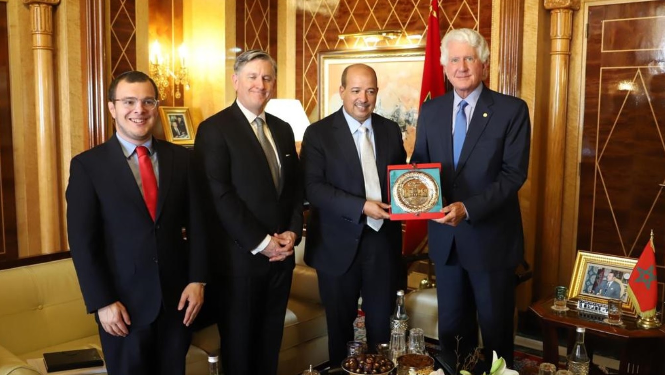 ميارة يناقش جهود السلام بالمنطقة مع مدير معهد اتفاقات أبراهام والسفير الأمريكي السابق بالمغرب