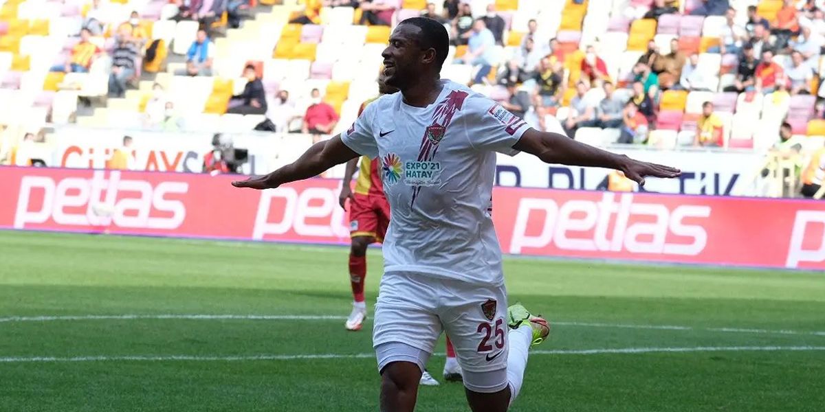 السد القطري يعلن رحيل لاعبه المغربي أيوب الكعبي