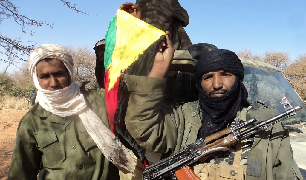 حركة تحرير جنوب الجزائر.. جماعة مسلحة ترفع السلاح في وجه الجيش وتطالب باستقلال "صحراء الجزائر" لتأسيس دولة من خلال تقرير المصير