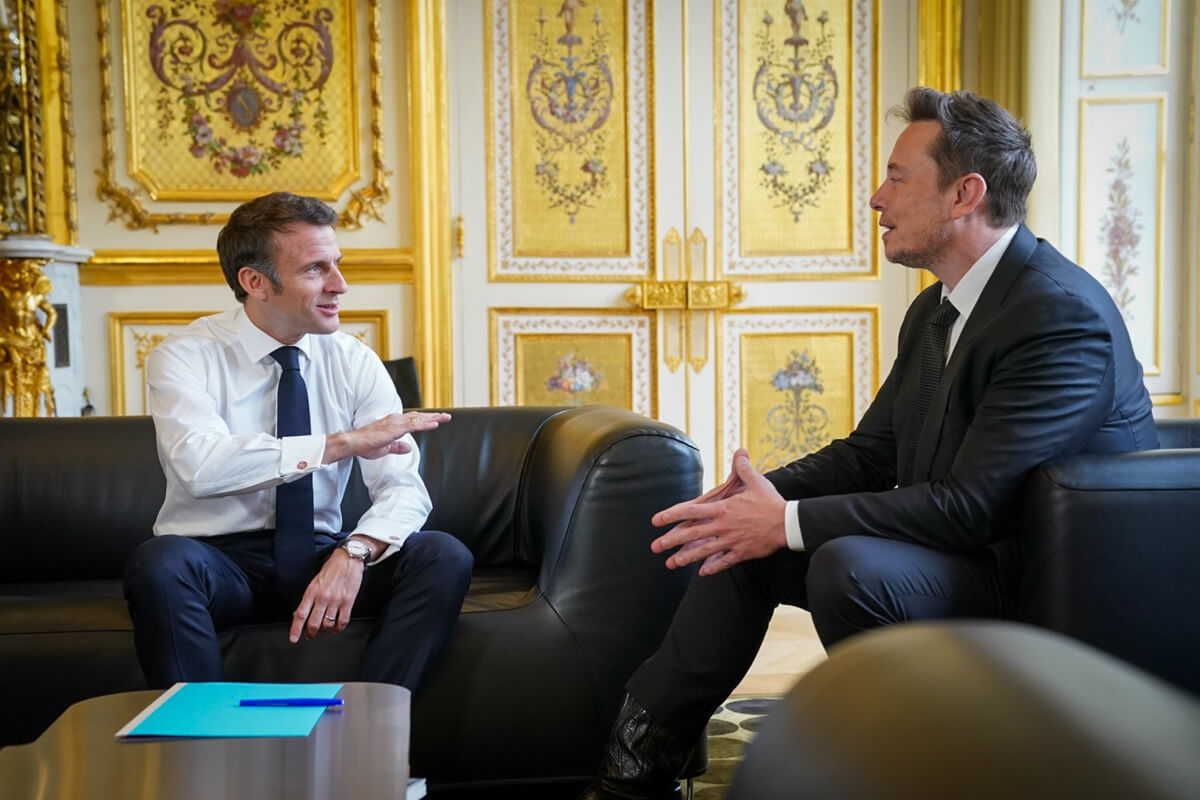 ماكرون يلتقي إيلون ماسك لإقناعه بإنشاء مصنع لسيارات "تيسلا" بفرنسا