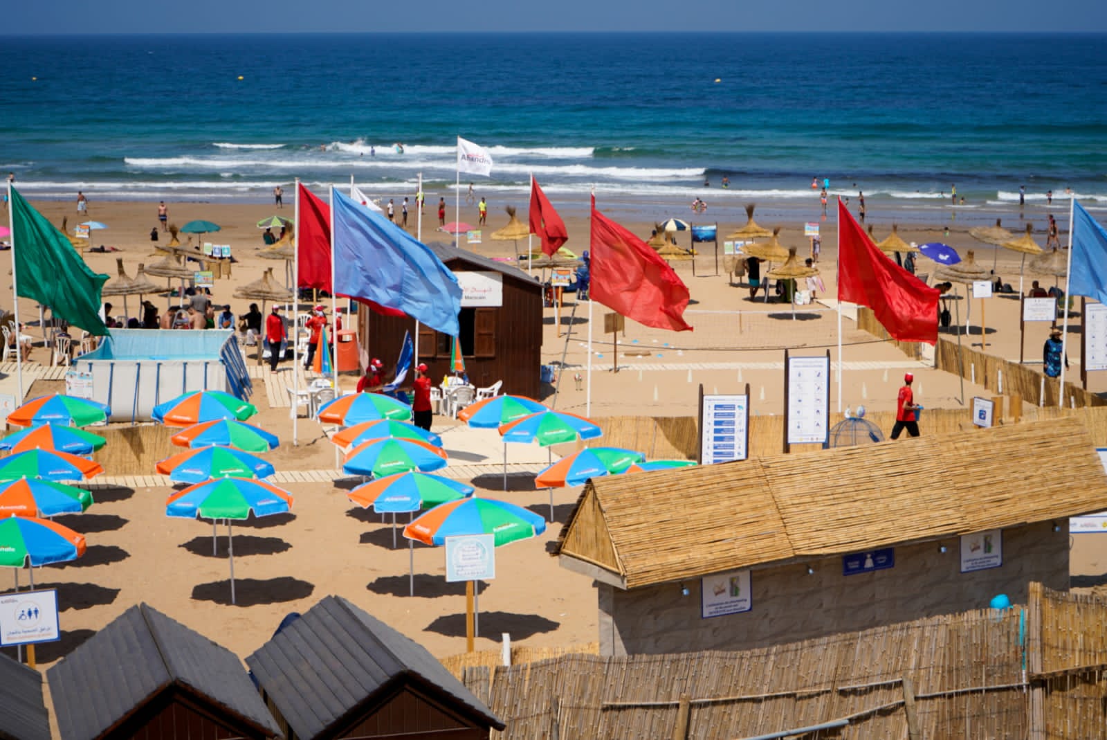 بفضل شراكة بين "أمانديس" وسلطات طنجة.. شاطئ "با قاسم" يحصل على اللواء الأزرق للسنة الحادية عشرة تواليا