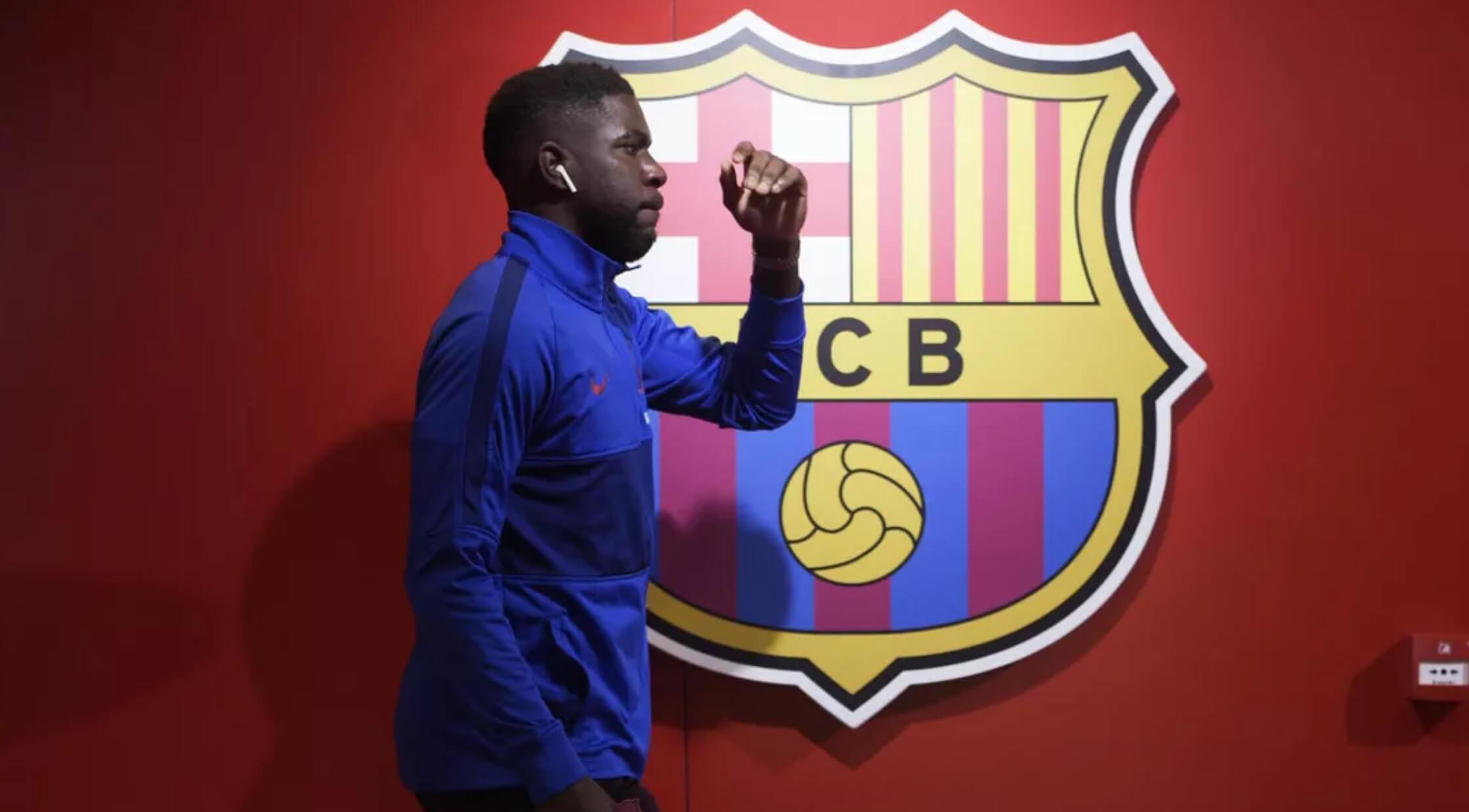  برشلونة الإسباني يفسخ عقد مدافعه الفرنسي صامويل أومتيتي 