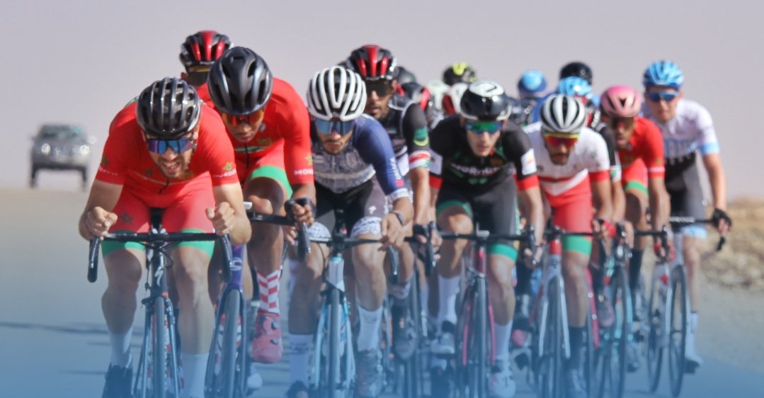 المنتخب المغربي للدراجات يتوج بذهبية السباق ضد الساعة حسب الفرق