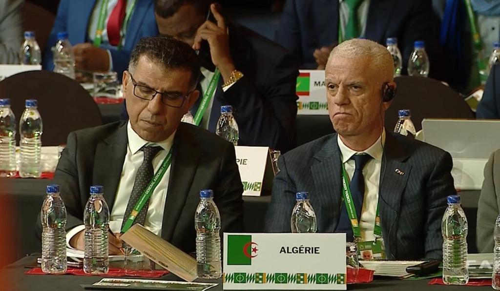 بعد فشله في نيل عضوية المكتب التنفيذي للـ CAF.. رئيس الاتحادية الجزائرية لكرة القدم يقدم استقالته