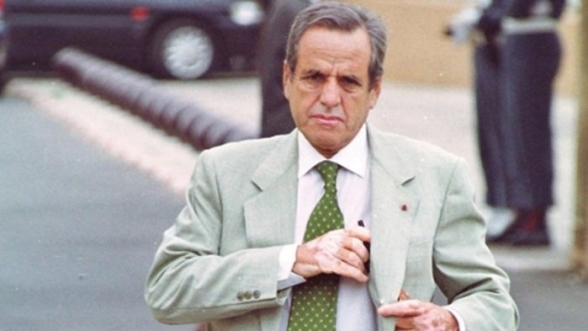  كيف حاول إدريس البصري إلزام المغاربة بمشاهدة قناة وحيدة؟ 