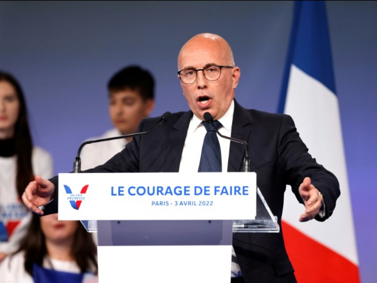 زعيم حزب الجمهوريين الفرنسي: سعيد باعتراف إسرائيل بمغربية الصحراء وعلى باريس حل هذه القضية الاستراتيجية