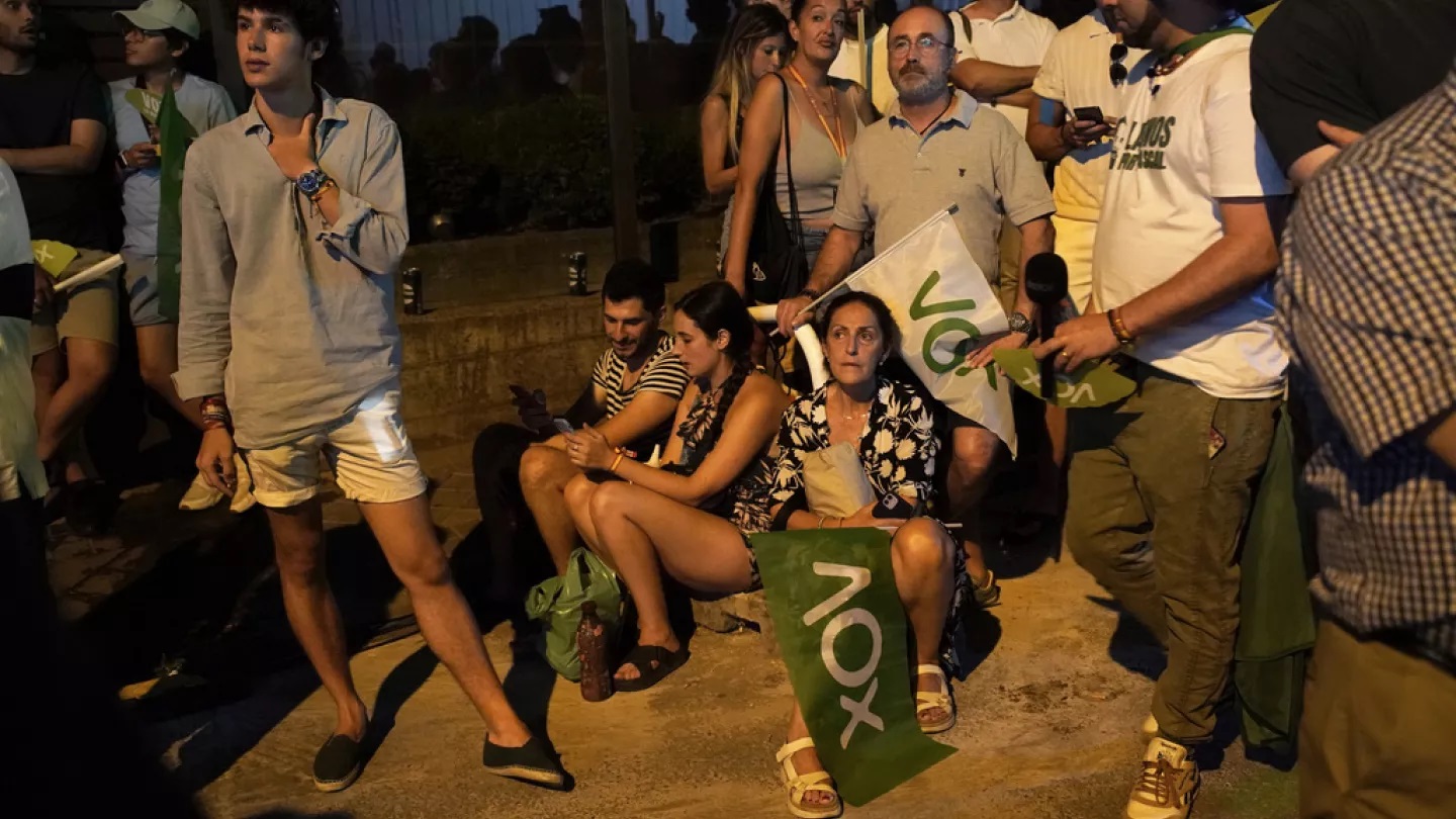  بعد أن اعتمد في حملته الانتخابية على معاداة المغرب.. "فوكس" يفقد سبتة ومليلية ويتلقى هزيمة كبيرة في الكناري والأندلس 