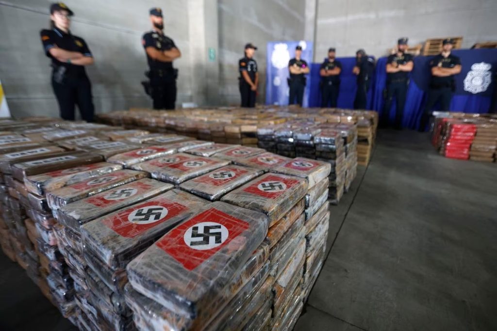  الأمن الإسباني يحجز 9,5 طن من الكوكايين قادمة من الإكوادور 