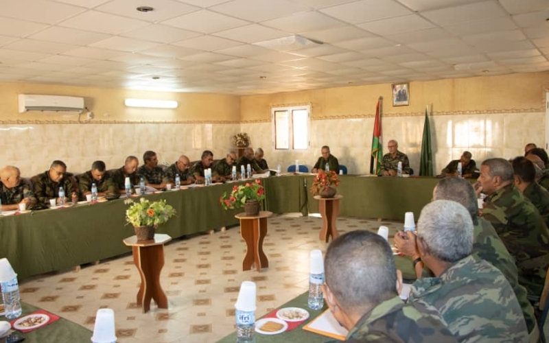  قبل قرار مجلس الأمن.. زعيم البوليساريو يجتمع بقيادات ميليشيات المسلحة لتحذيرها من "الدسائس" والتلويح بـ"التصعيد" 