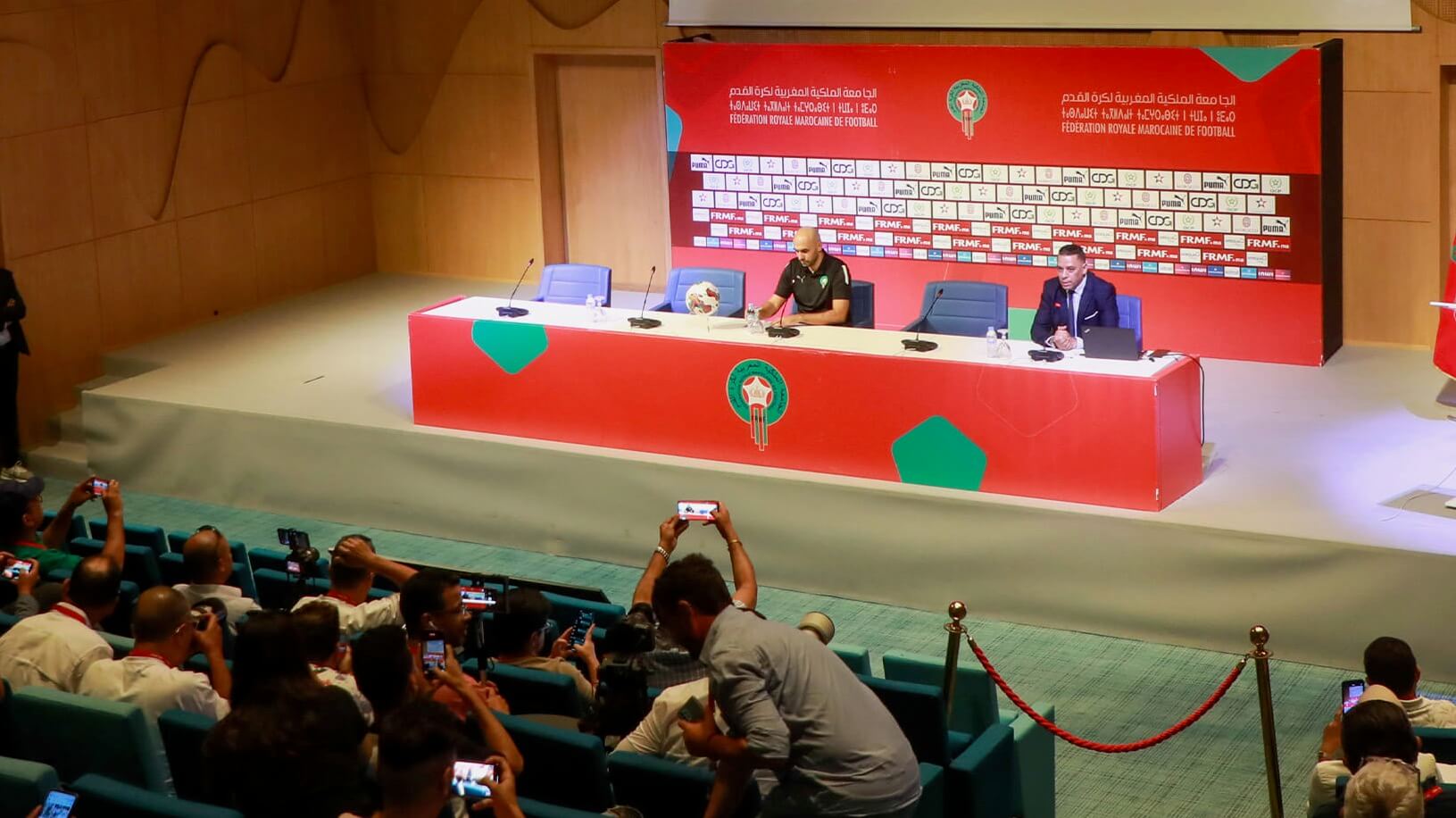  الركراكي يعقد ندوة صحافية بعد غد الجمعة بأكادير 