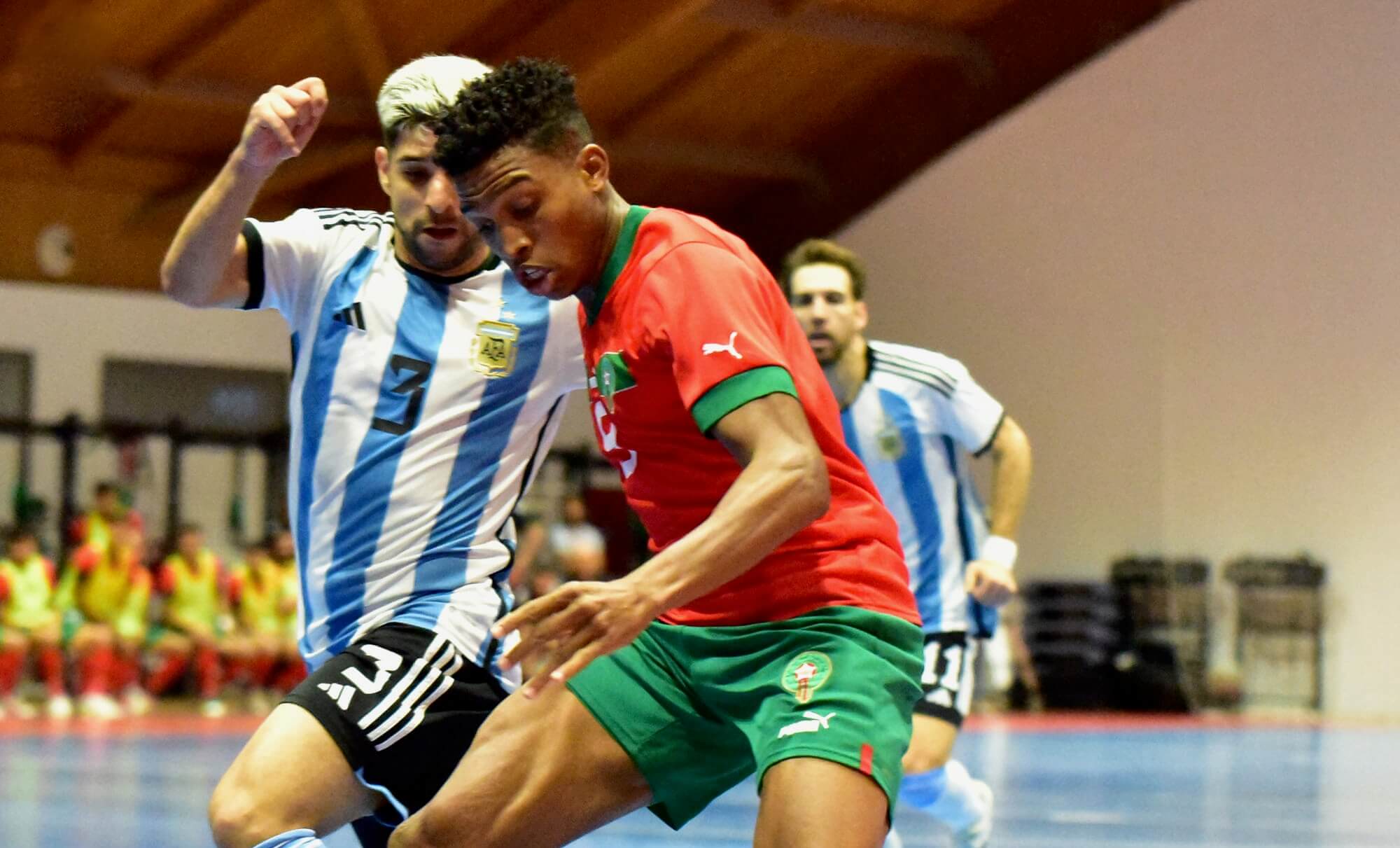 بعد الفوز عليه بسباعية نظيفة.. المنتخب المغربي لكرة القدم داخل القاعة يتعادل في ثاني مبارياته مع الأرجنتين