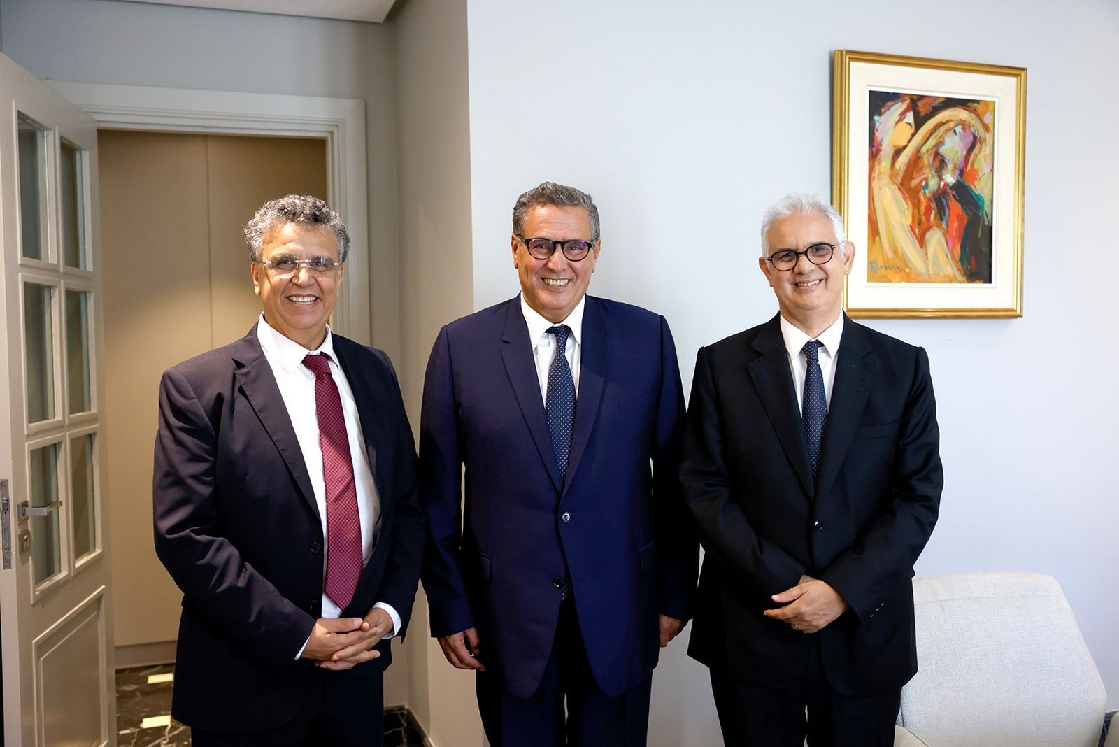  اعترفت بوجود خلافات بينها "اتفقت على تجاوزها".. الأغلبية الحكومية تصف الهجوم الفرنسي على المغرب بـ"الأصوات الخارجية النشاز" 