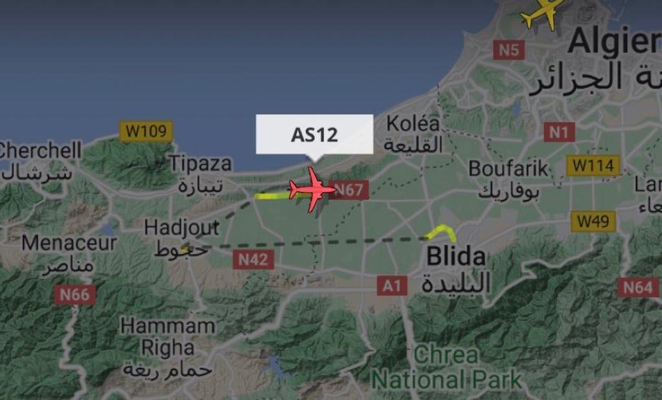 المغرب يَرفض التعليق عن قبول المساعدات الجزائرية.. ومعطيات عن عودة طائرة انطلقت من مطار "بوفاريك" العسكري بالجزائر إلى المدرج