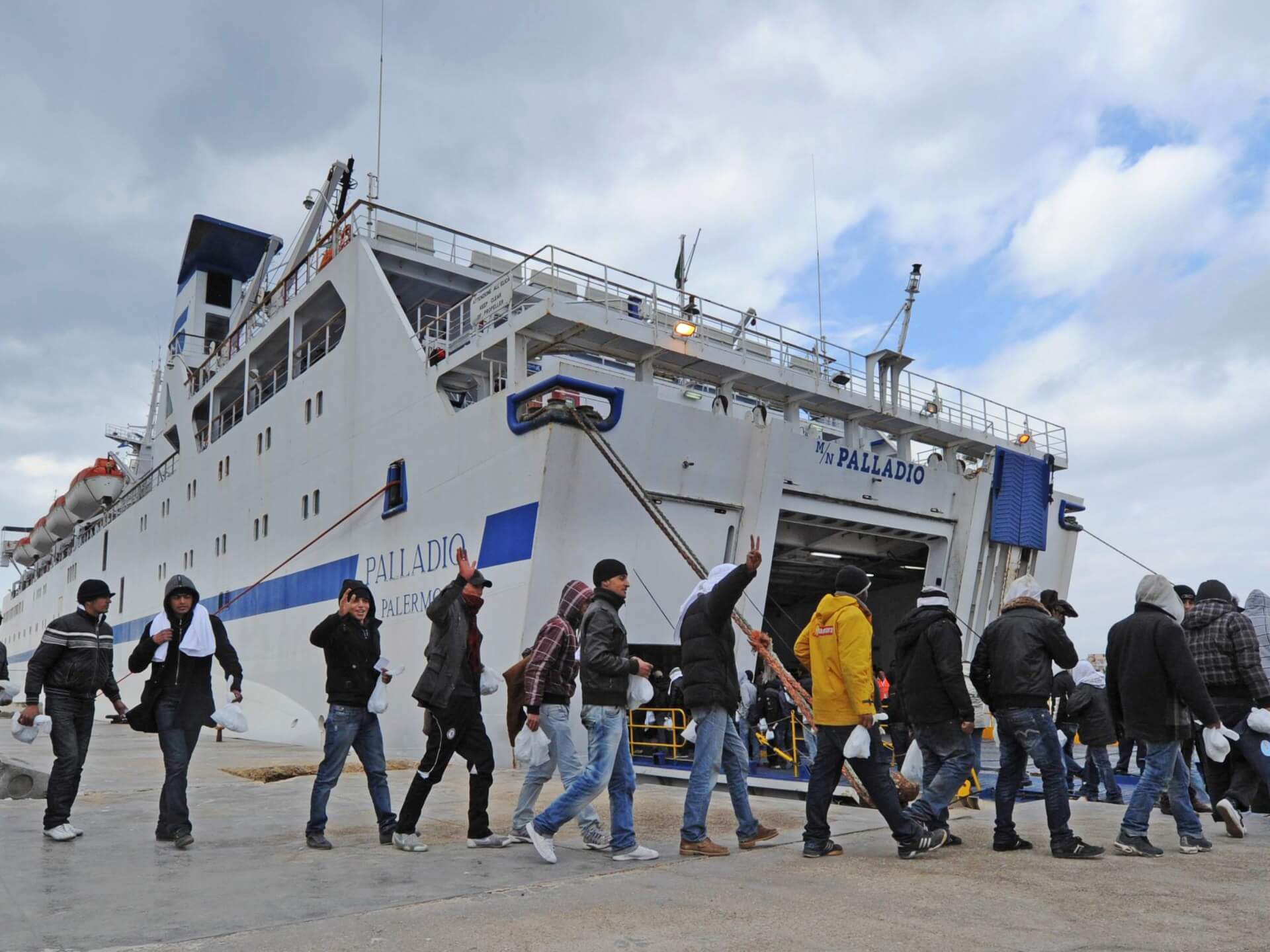 أزيد من تسعة آلاف مهاجر تونسي غير شرعي منهم قاصرين ونساء وصلوا إيطاليا خلال ثمانية أشهر