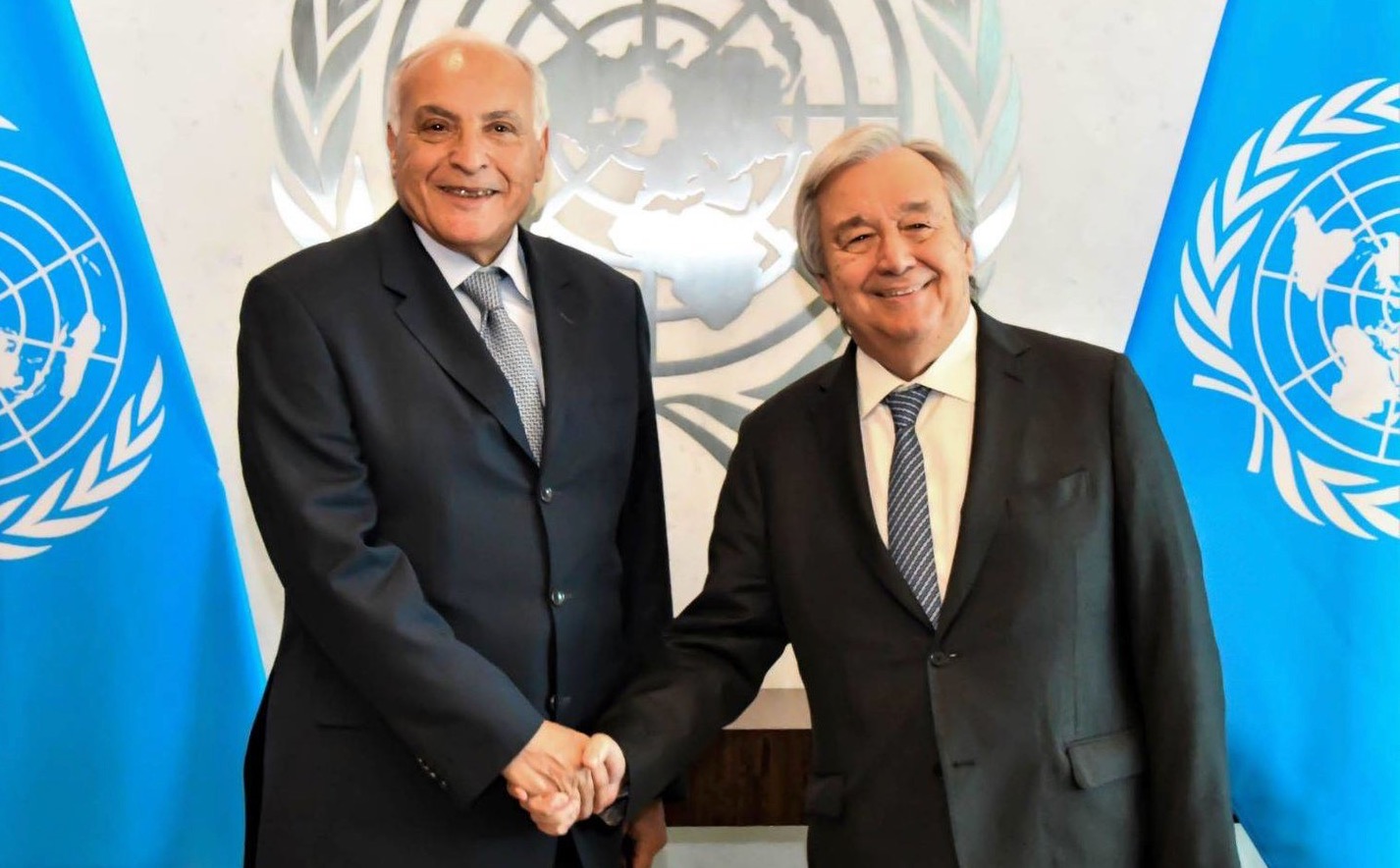  استباقا للقرار المنتظر حول الصحراء.. وزير الخارجية الجزائري يطير إلى نيويورك للقاء غوتيريش والرئيس الدوري لمجلس الأمن 