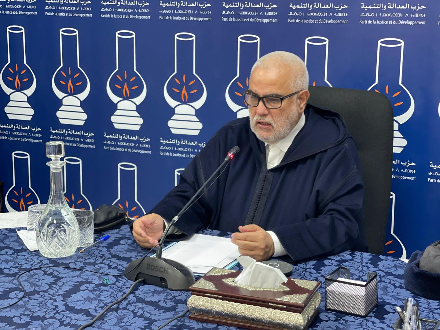  بنكيران: فقدنا التواصل مع حماس.. بايدن كاذب، وعلى القادة العرب التغاضي عن موقفهم من الحركة والإسلاميين لمواجهة التحالف الغربي 